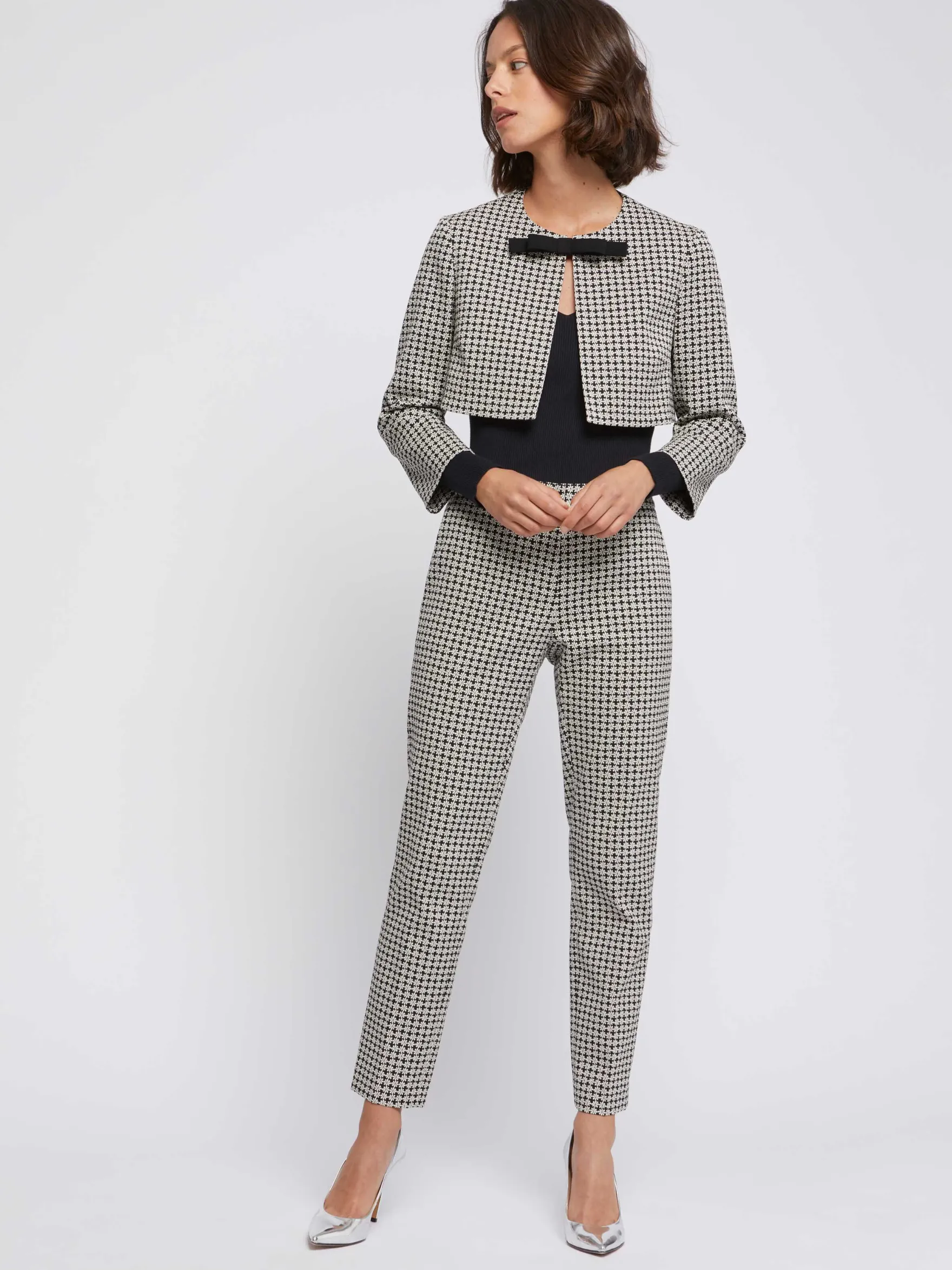 Women Paule Ka Jackets>Daisy-Print Jacquard Bolero Jacket With Bow