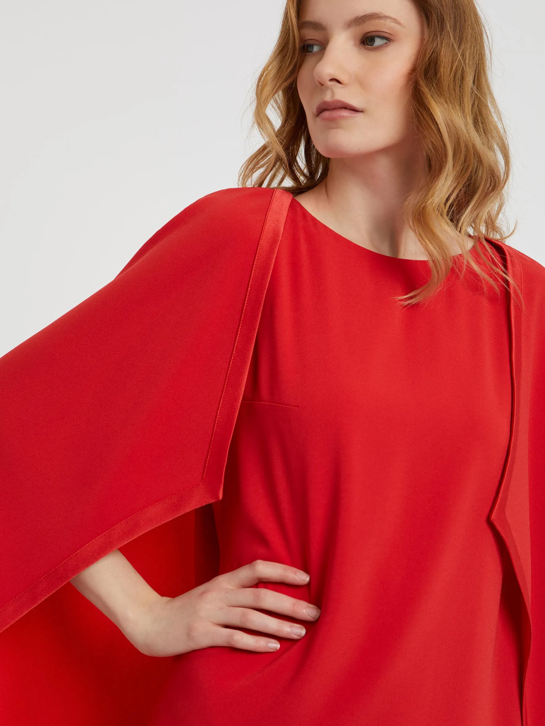 Women Paule Ka Dresses>Satin-Back Crepe Cape Dress