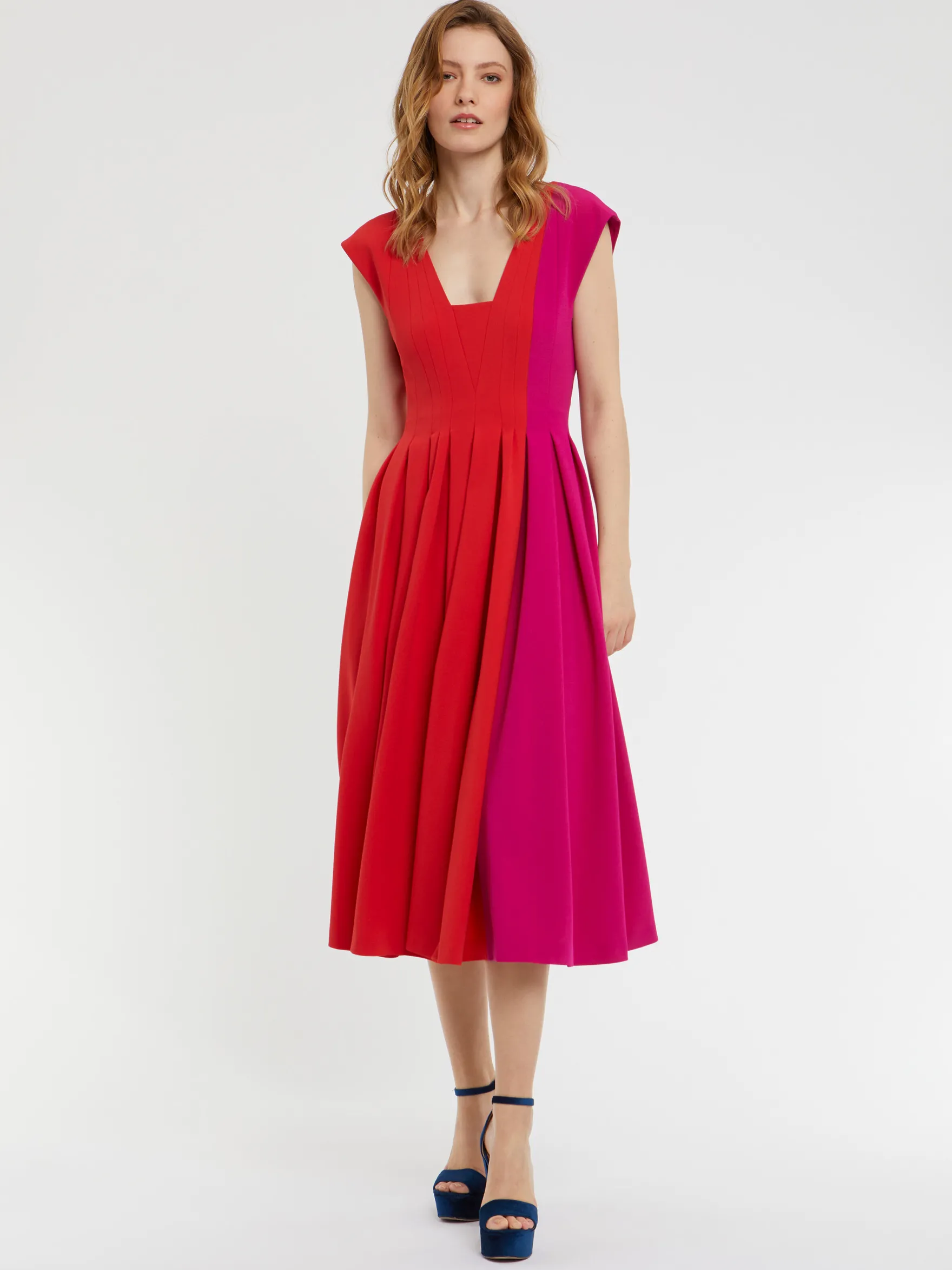 Women Paule Ka Dresses>Voluminous Crepe Midi Dress